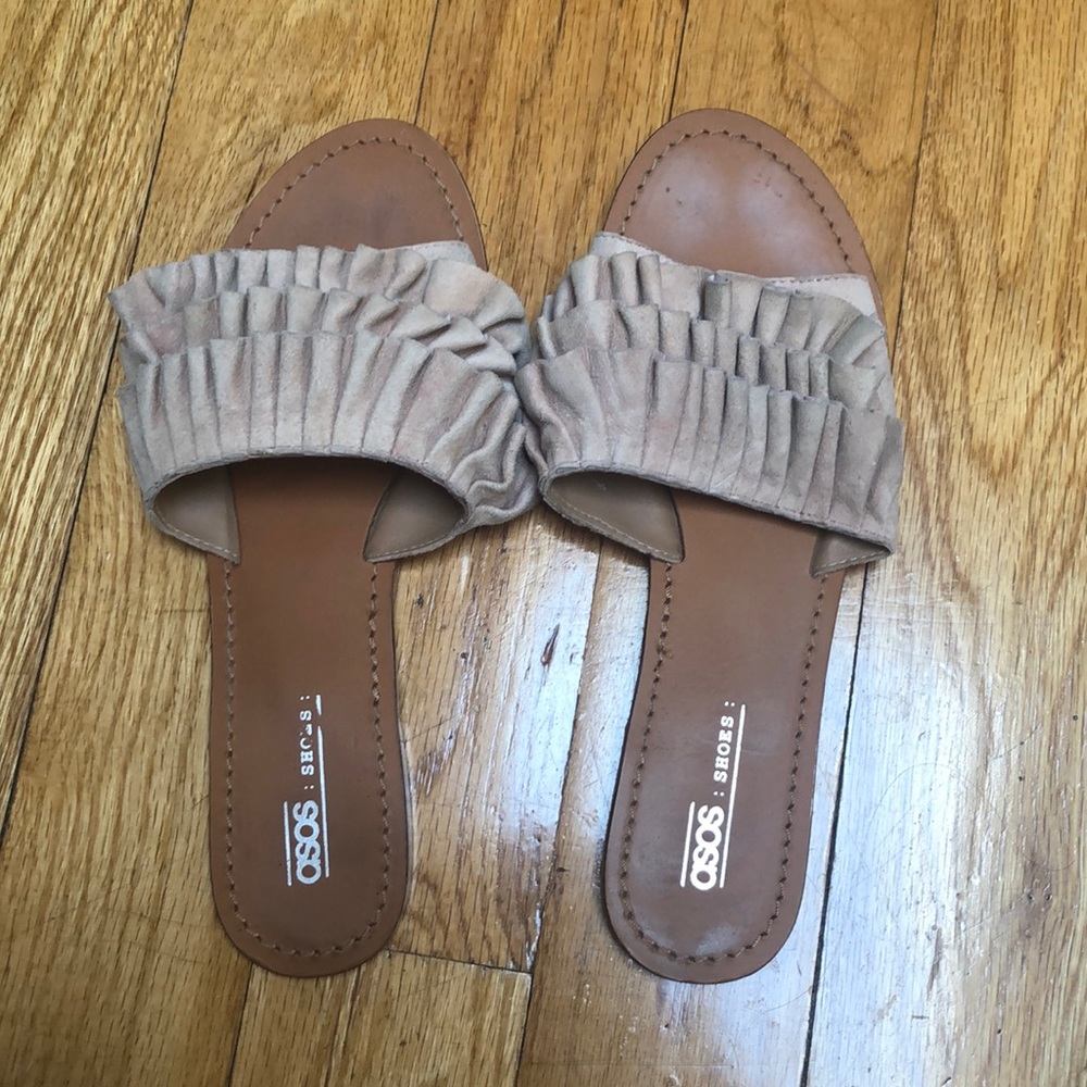 ASOS size 9 suede ruffle sandals